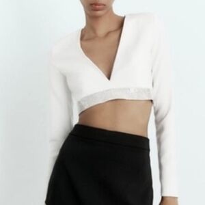 Zara White Cropped V-Neck Long Sleeve Top